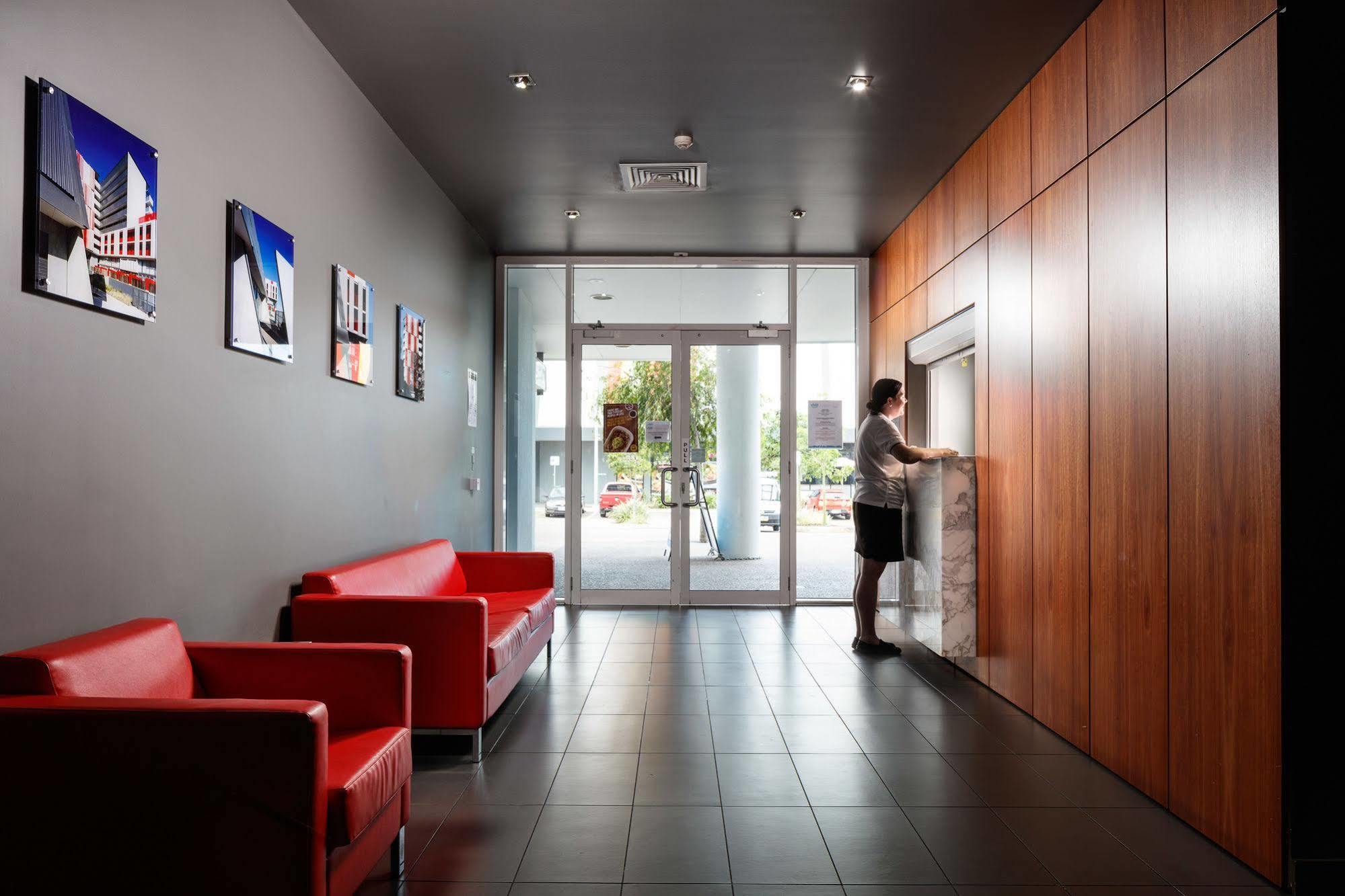 Central Holborn Apartments Townsville Exterior photo
